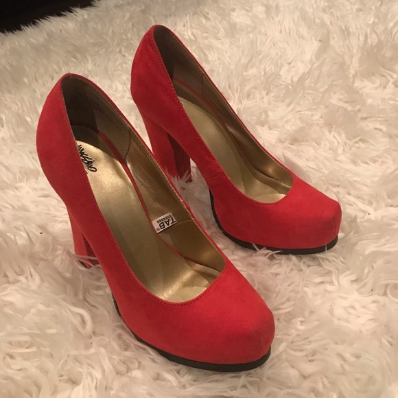 ♥️Mossimo Red Block Heels - Picture 3 of 5